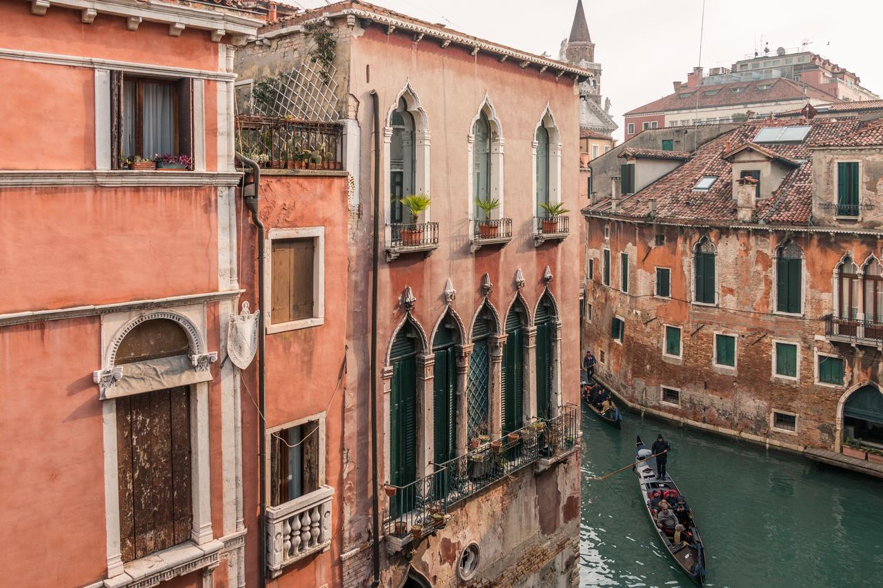 La Fenice Double Canal View Venice Exterior photo